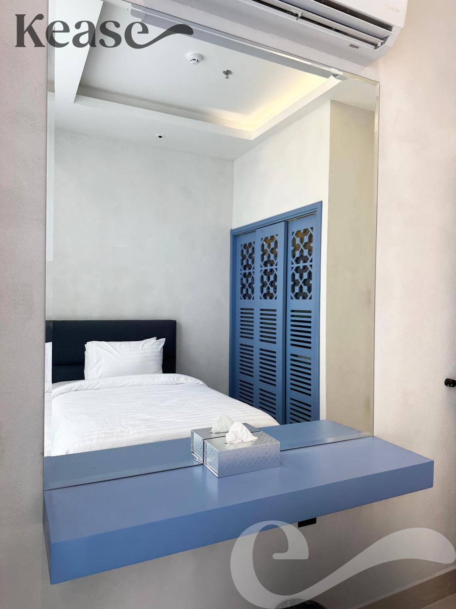 Kease Malqa B5-6 Royal Touch Xz43 * Riyadh